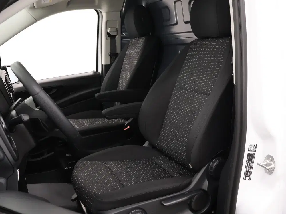 Mercedes-Benz Vito 112 Bestelwagen L2 66 kWh uit 2025, foto 8