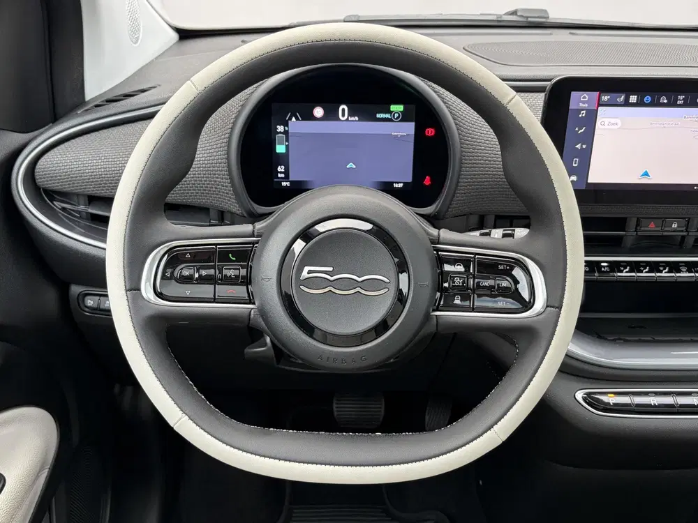 Fiat 500e La Prima by Bocelli 42 kWh uit 2023, foto 11