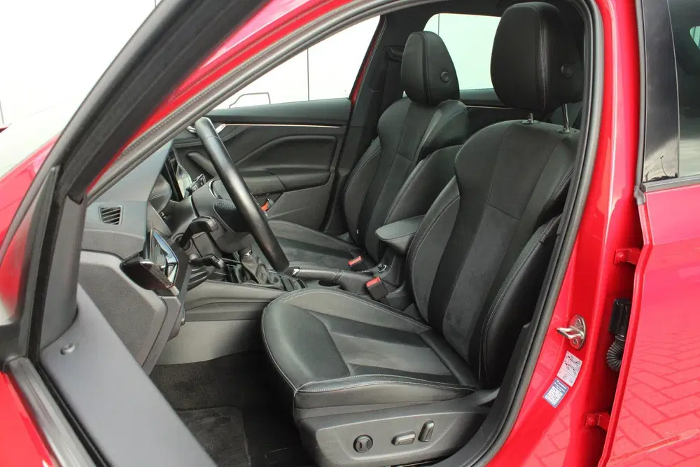 Skoda Kamiq 1.0 TSI 110pk DSG Business Edition uit 2022, foto 4