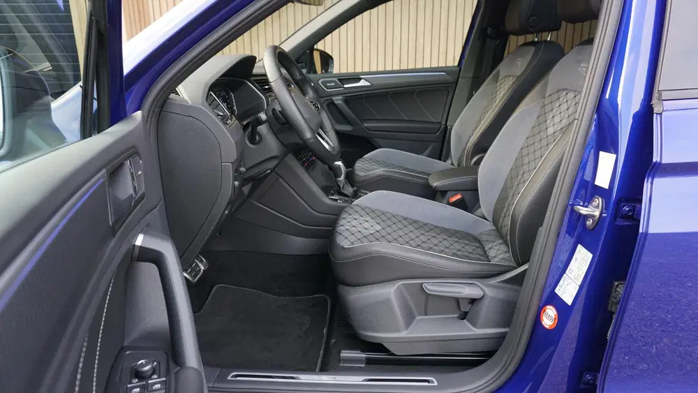 Volkswagen Tiguan 1.5 TSI 150pk 3x R-Line Pano.Dak H&K *Blac uit 2023, foto 7