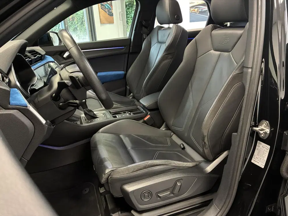 Audi Q3 45 TFSI quattro S-Line edition one uit 2019, foto 4