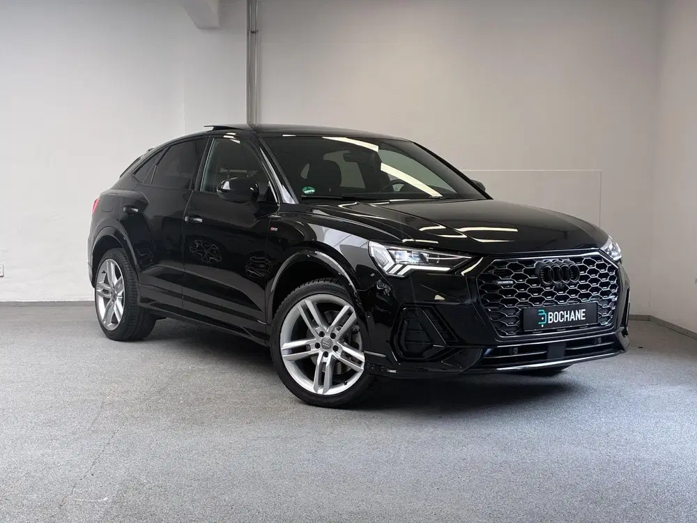Audi Q3 45 TFSI quattro S-Line edition one uit 2019, foto 9