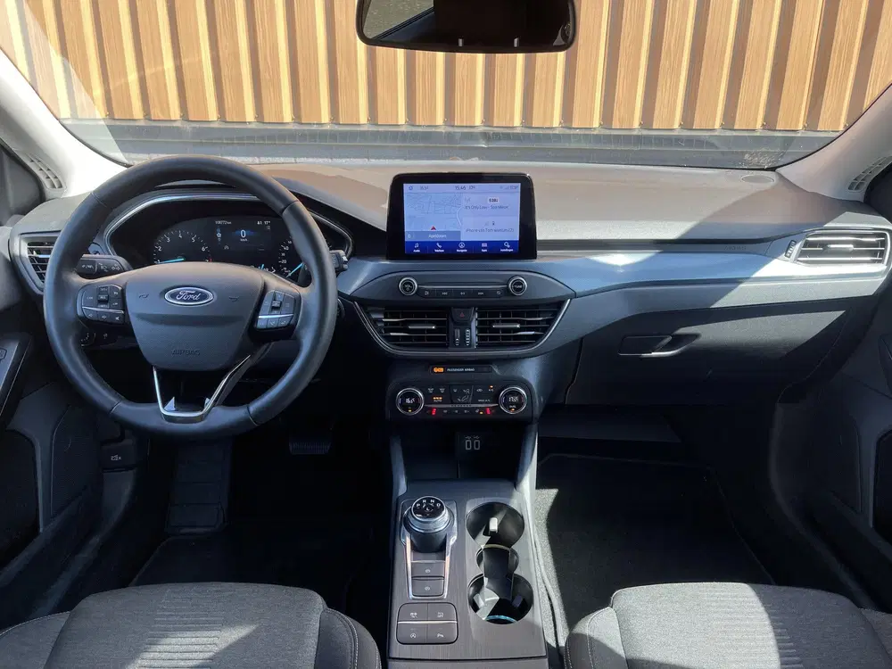 Ford Focus 1.0 EcoBoost Titanium X Business uit 2022, foto 9