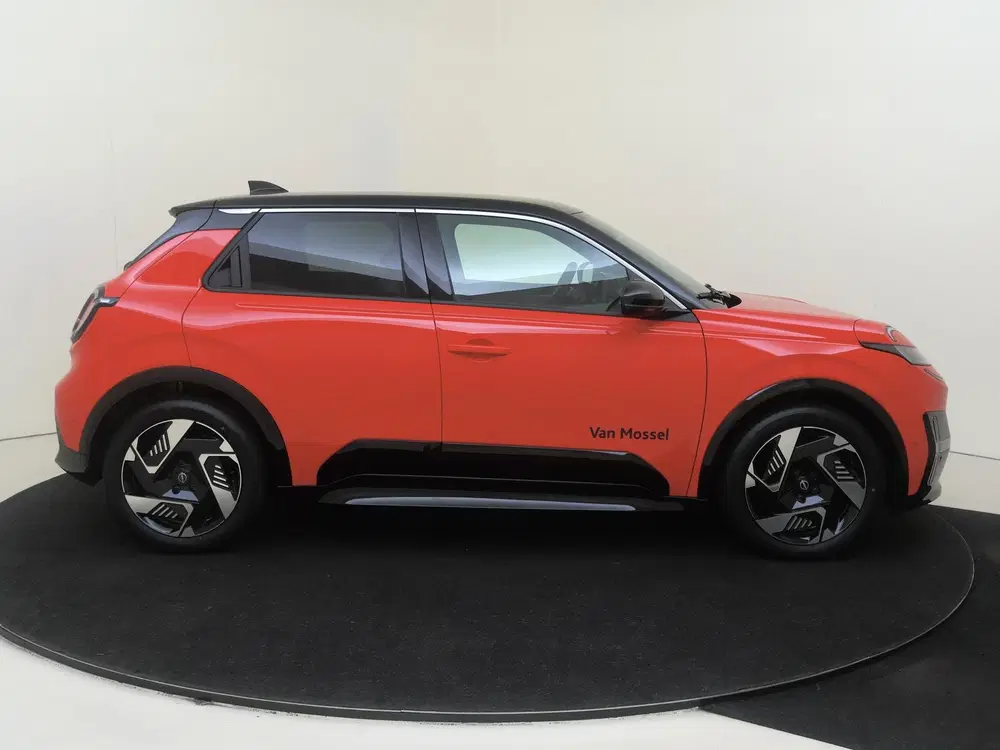 Nissan Micra EVOLVE 52 kWh uit 2026, foto 9