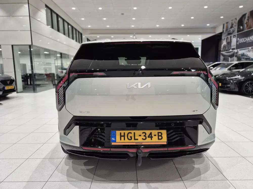 Kia EV3 GT-PlusLine 81.4 kWh uit 2025, foto 3