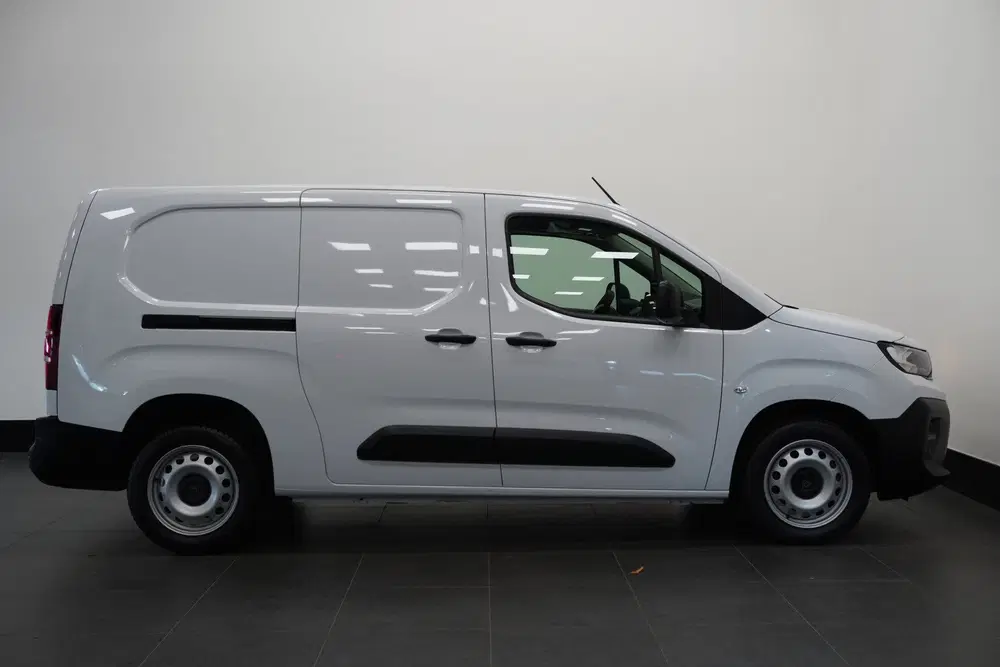 Peugeot Partner 1.5 BlueHDi 102PK L2 EURO 6 uit 2024, foto 6