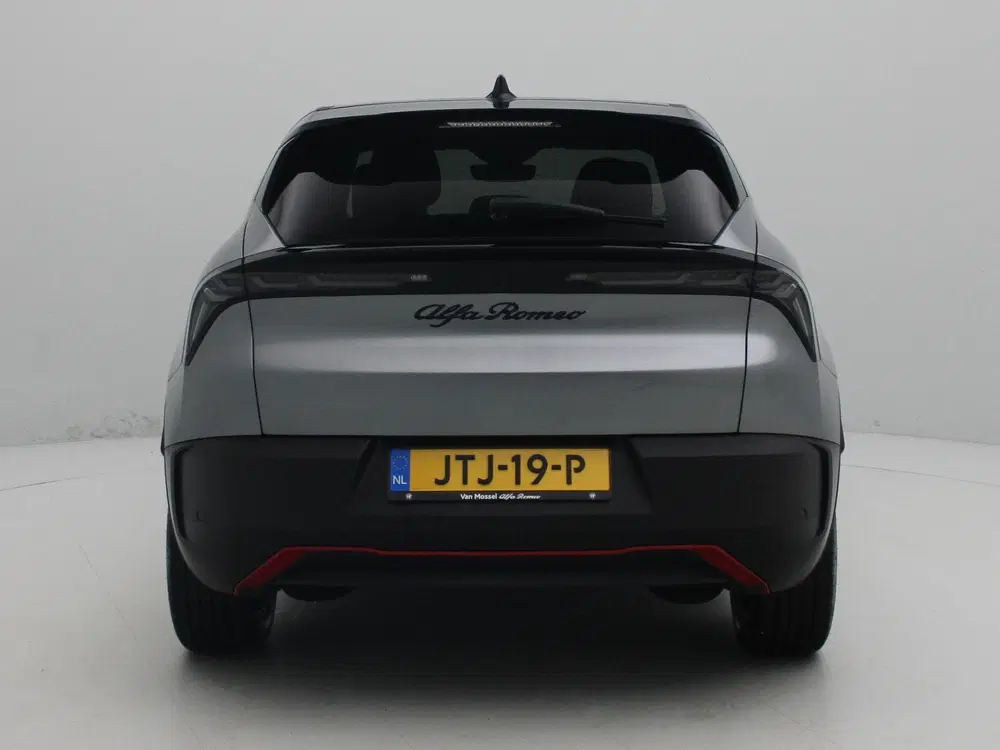 Alfa Romeo Junior Elettrica Speciale 54 kWh uit 2025, foto 5