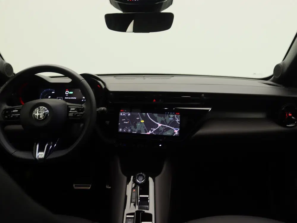 Alfa Romeo Junior Elettrica Speciale 54 kWh uit 2025, foto 7