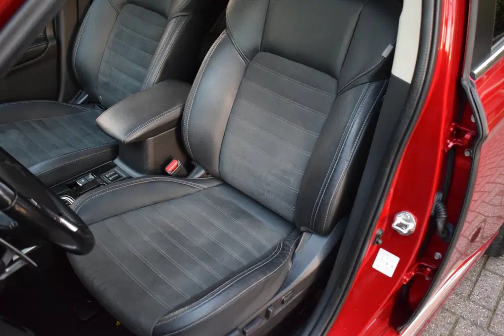 Mitsubishi Outlander 2.4 PHEV Intense+ SCHUIF uit 2021, foto 15