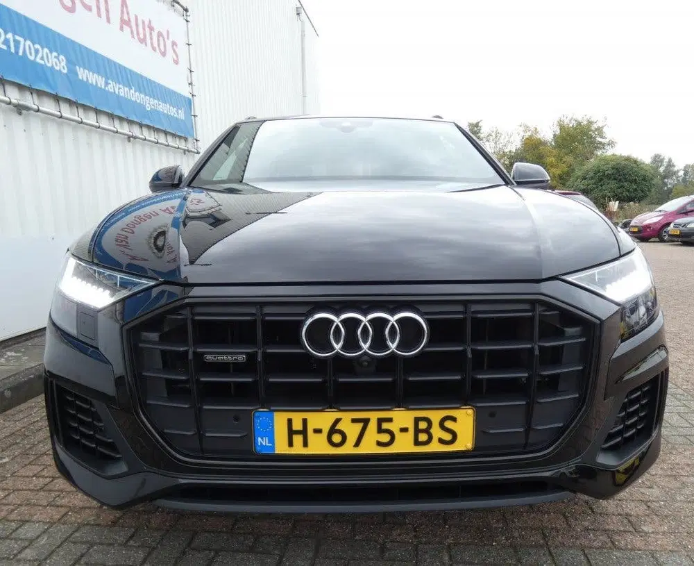 Audi Q8 55 TFSI QUATTRO S-Line uit 2020, foto 4