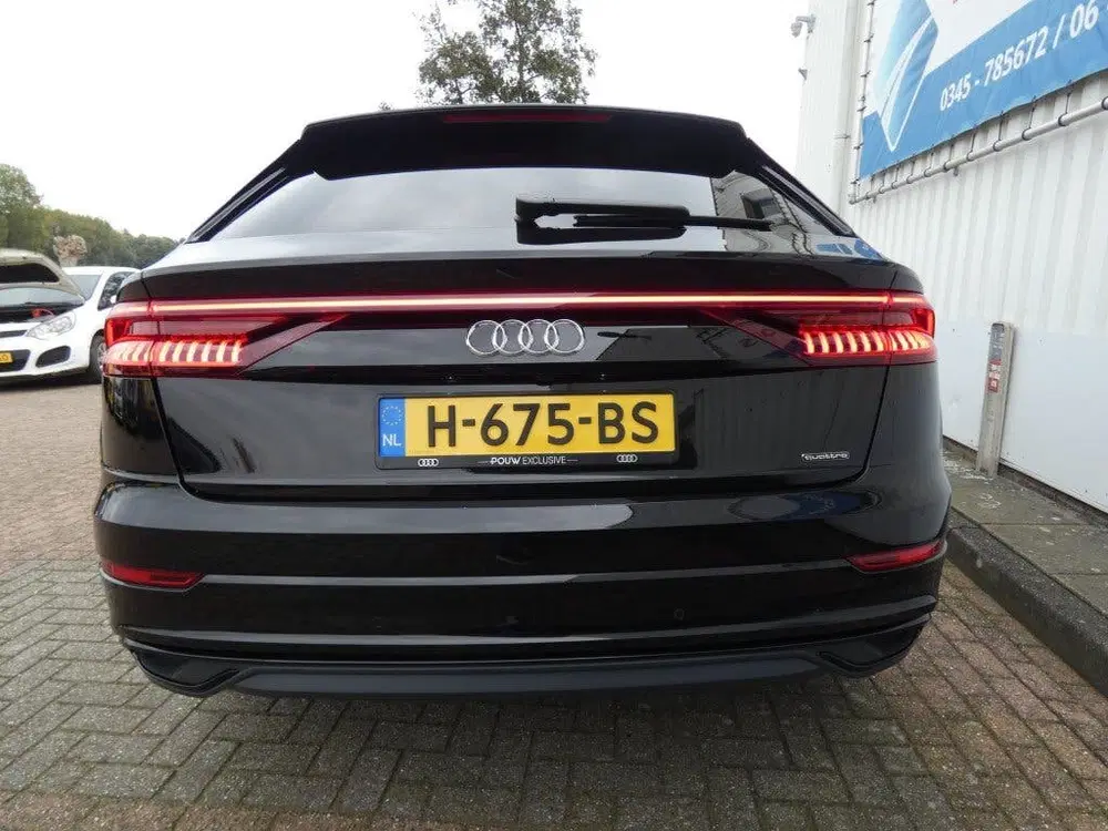 Audi Q8 55 TFSI QUATTRO S-Line uit 2020, foto 7