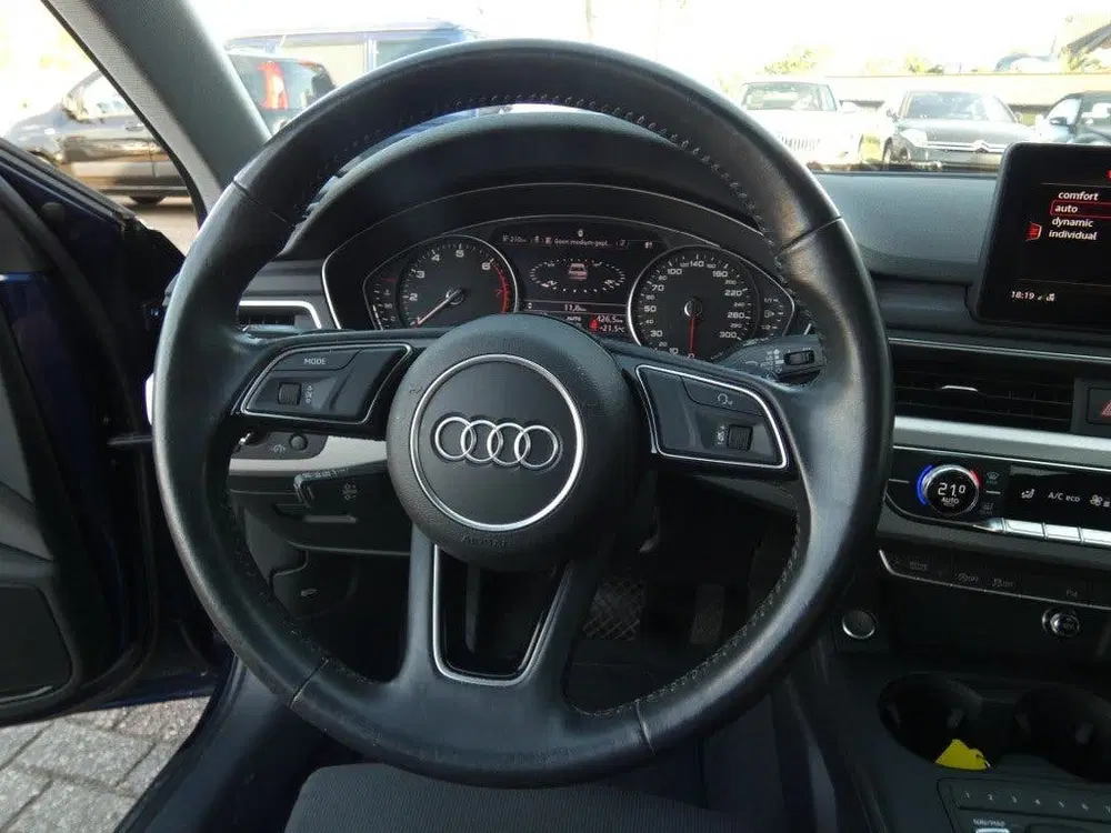 Audi A4 35 TFSI SPORT LEASE ED. AUtomaat uit 2019, foto 11
