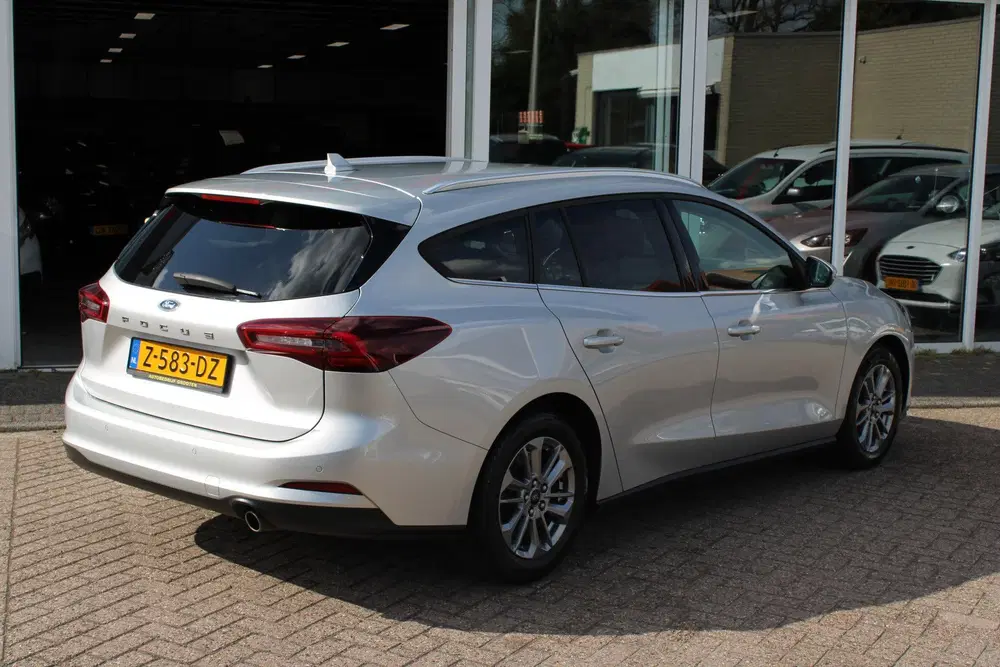 Ford Focus 1.0 EcoBoost Hybrid Titanium (bj 2024) uit 2024, foto 3