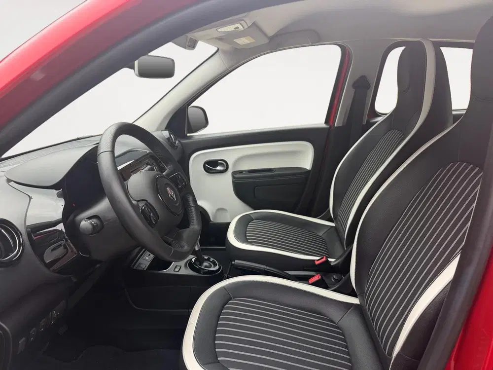 Renault Twingo . R80 Intens uit 2020, foto 12