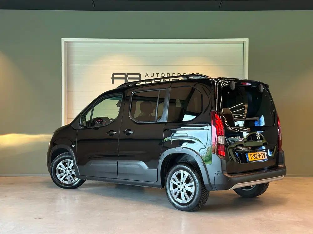 Peugeot Rifter 1.2 Puretech AUTOMAAT ALLURE uit 2022, foto 2