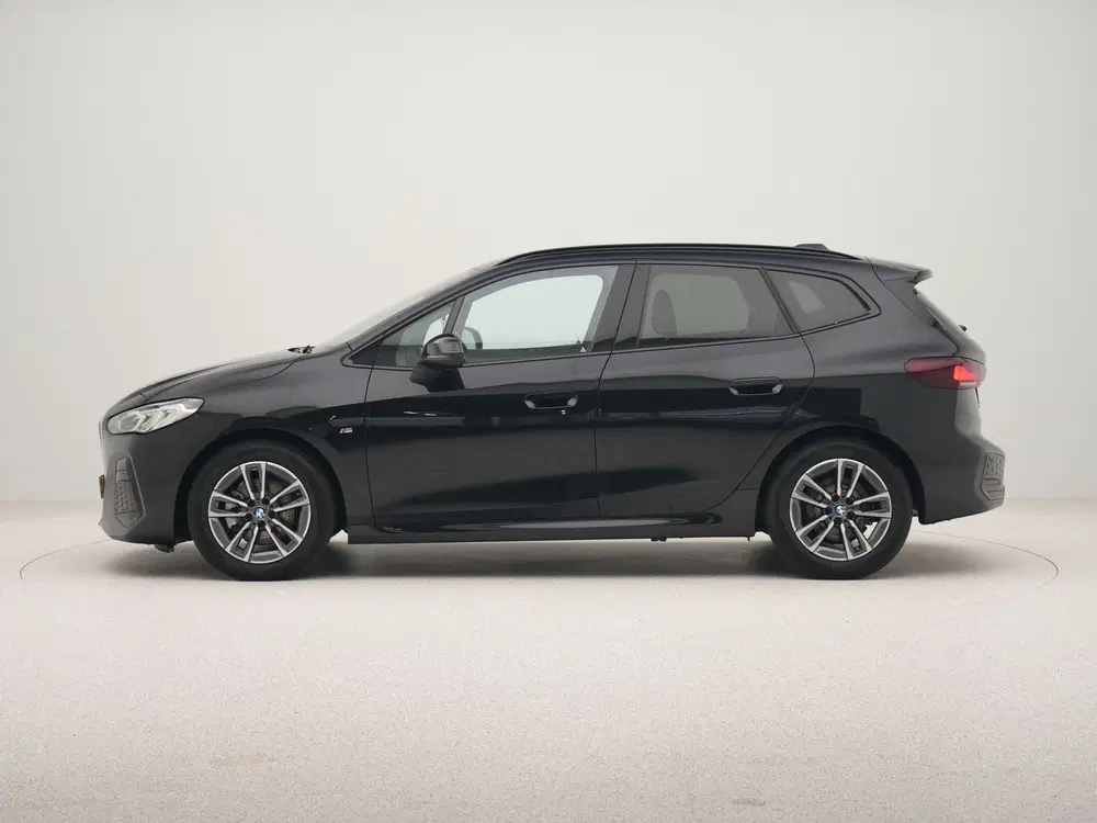 BMW 2-serie 220i Active Tourer M-Sport (bj 2025 uit 2025, foto 11
