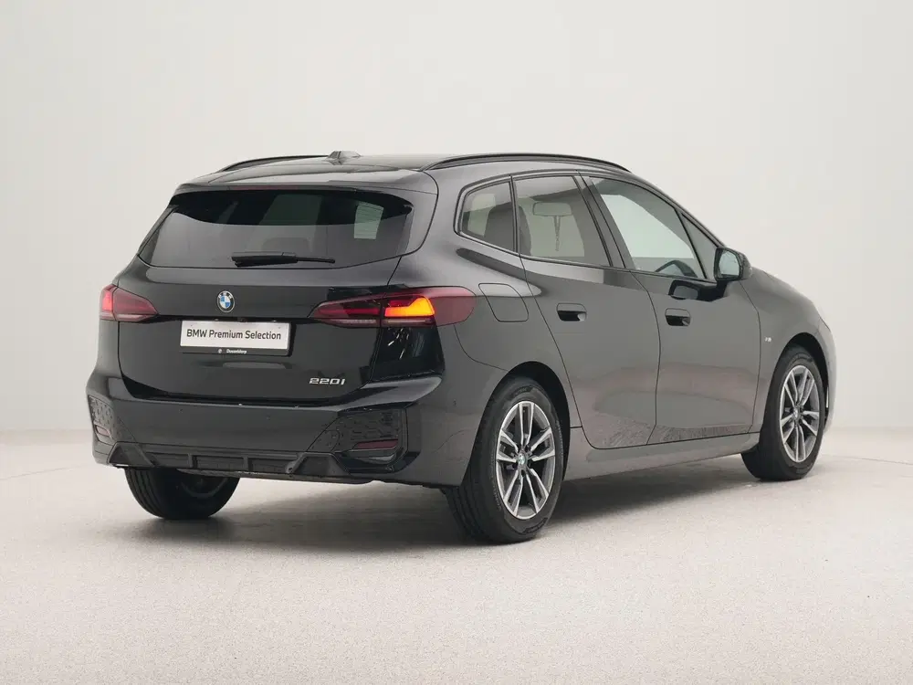 BMW 2-serie 220i Active Tourer M-Sport (bj 2025 uit 2025, foto 8