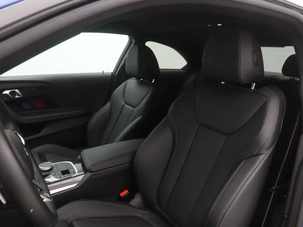 BMW 2-serie M240i Coupé xDrive (bj 2025 uit 2025, foto 5
