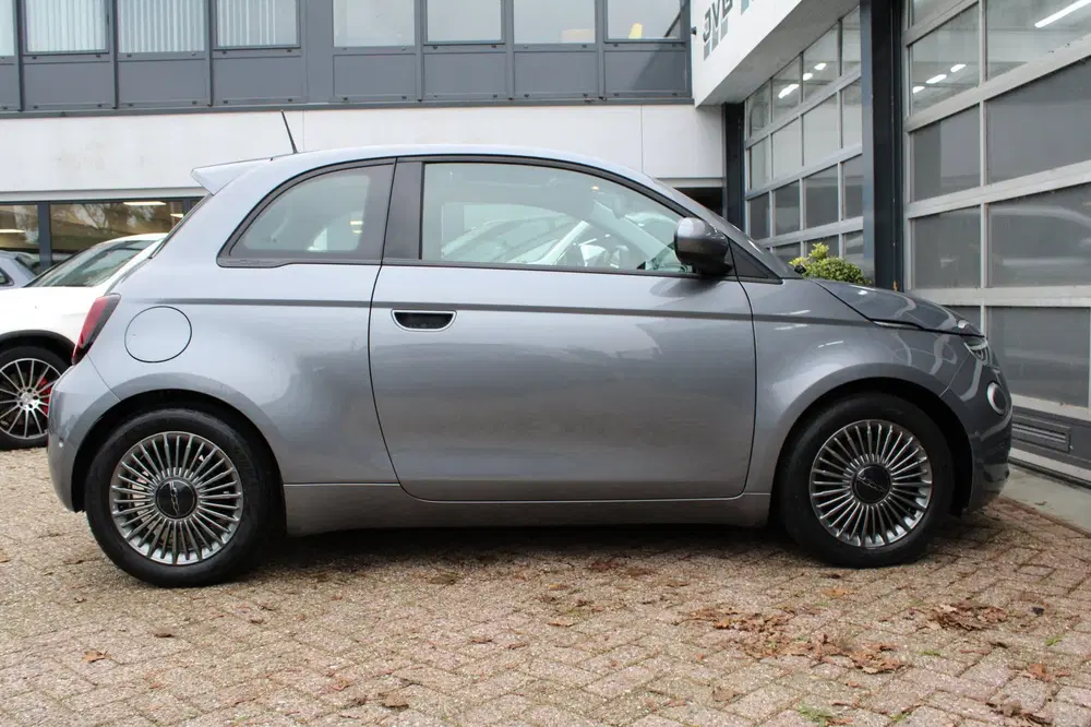 Fiat 500 Icon 42 kWh uit 2021, foto 6