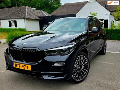 BMW X5 X-Drive 45e Hybride Executive Black on Bla uit 2019