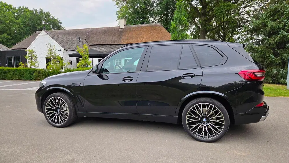 BMW X5 X-Drive 45e Hybride Executive Black on Bla uit 2019, foto 5