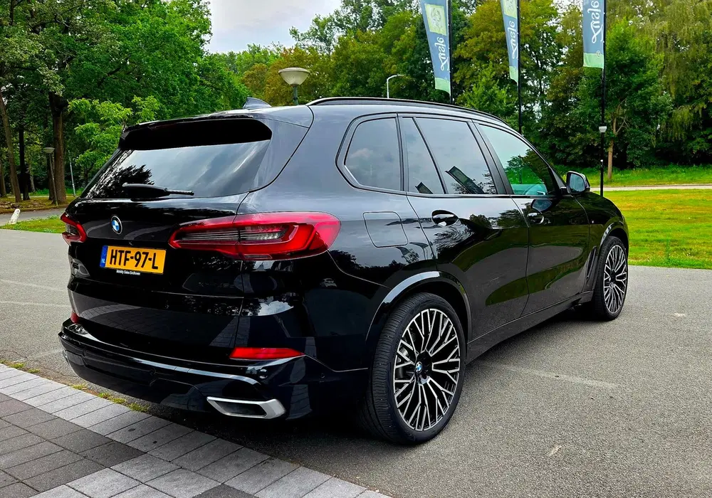 BMW X5 X-Drive 45e Hybride Executive Black on Bla uit 2019, foto 6