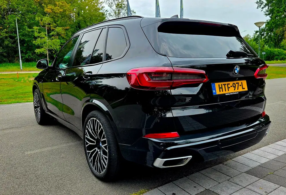 BMW X5 X-Drive 45e Hybride Executive Black on Bla uit 2019, foto 7