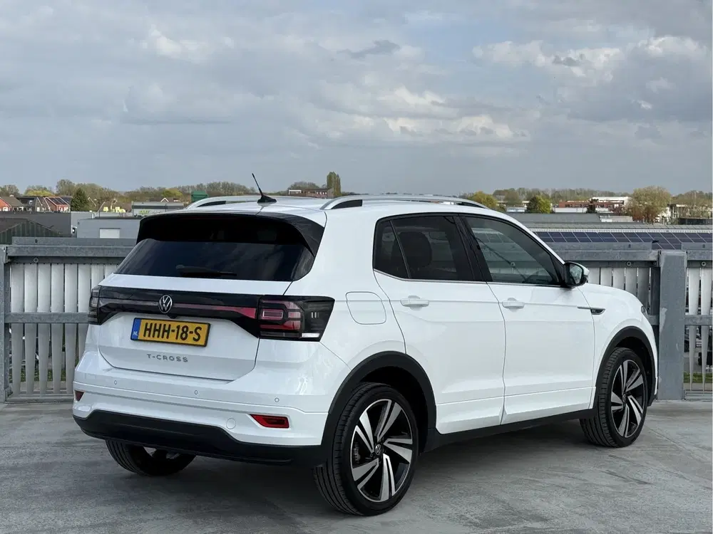 Volkswagen T-Cross 1.0 TSI R-Line uit 2021, foto 4