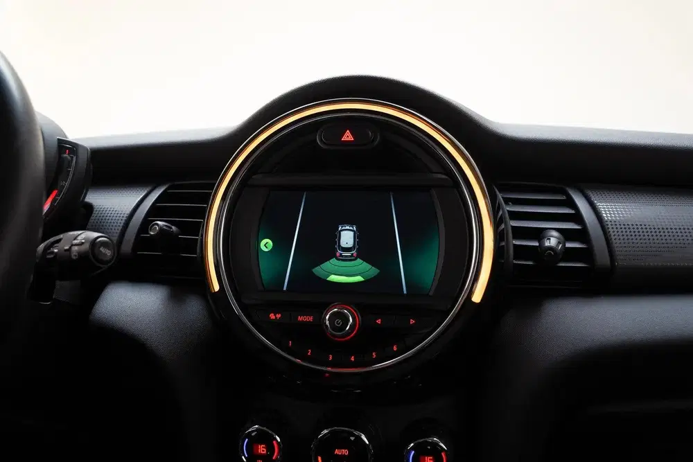 Mini Cooper 1.5 Cooper 136pk Business Edition 5-drs [ uit 2020, foto 5