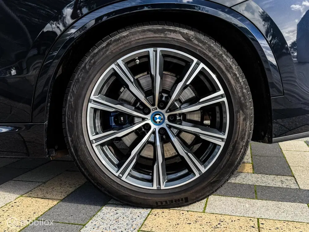 BMW X5 xDrive45e M-Sport uit 2022, foto 8