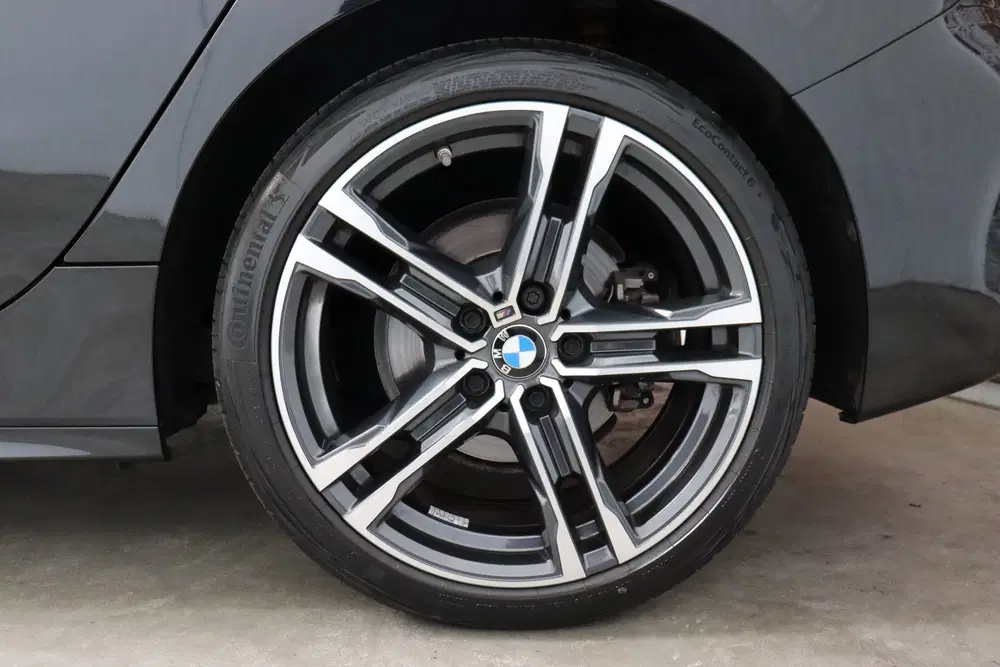 BMW 1-serie 118i Executive M Sport Pakket Automaat uit 2020, foto 14