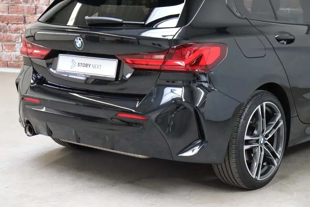 BMW 1-serie 118i Executive M Sport Pakket Automaat uit 2020, foto 5