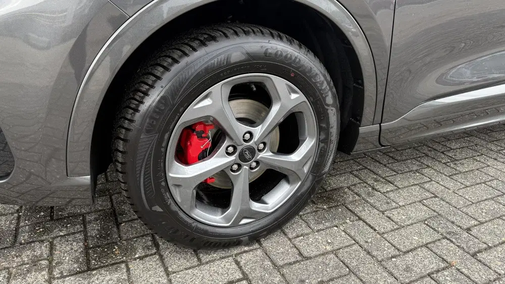 Ford Kuga (MY2026.75) ST-Line X 2.5 Plug-in Hybride uit 2026, foto 6