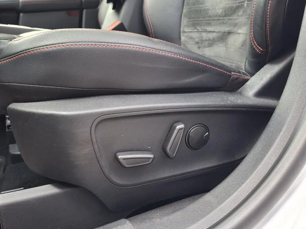 Ford Kuga 2.5 PHEV ST-Line X uit 2022, foto 10