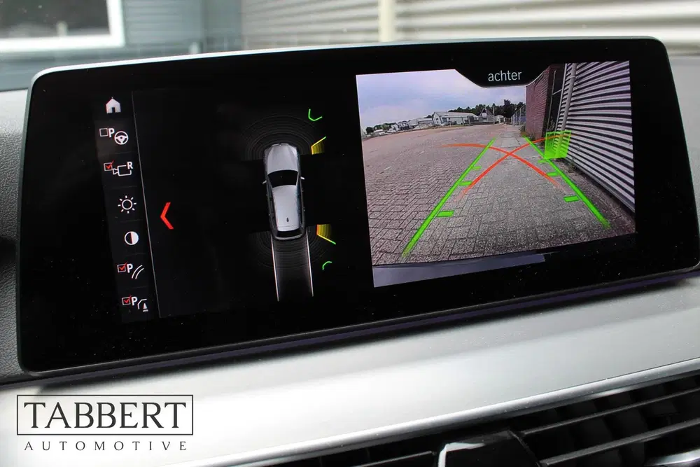 BMW 5-serie 530i High Executive M Pakket Trekhaak uit 2019, foto 13