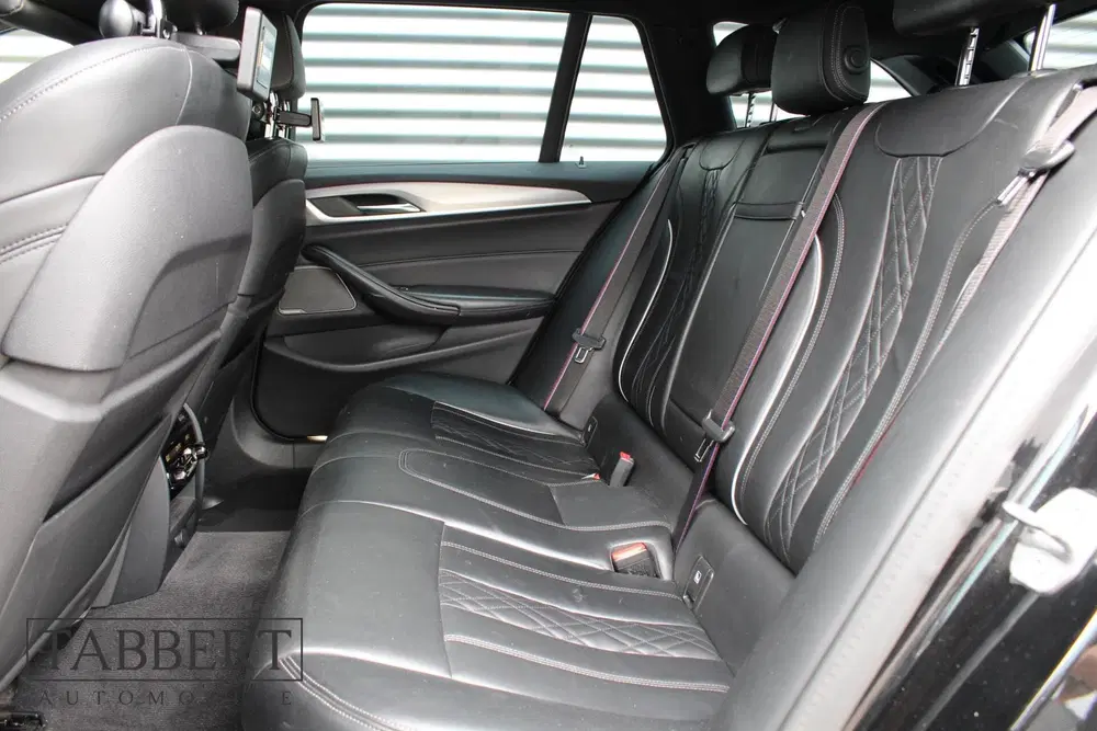 BMW 5-serie 530i High Executive M Pakket Trekhaak uit 2019, foto 9
