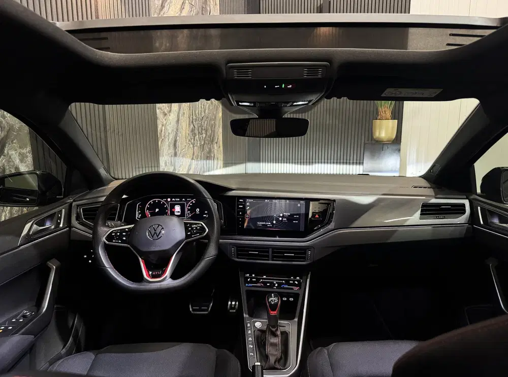 Volkswagen Polo 2.0 TSI GTI uit 2022, foto 2