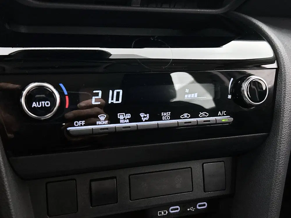 Toyota Yaris Cross 1.5 Hybrid Active Apple Carplay uit 2024, foto 9