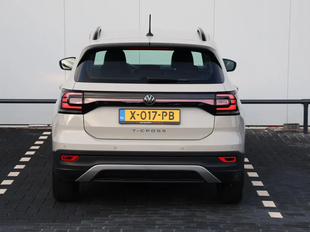 Volkswagen T-Cross 1.0 TSI Life 95 pk uit 2024, foto 6