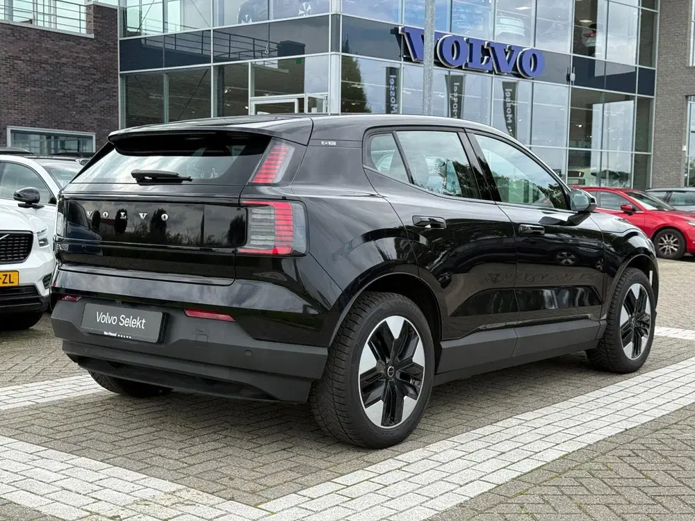 Volvo EX30 single motor uit 2024, foto 10
