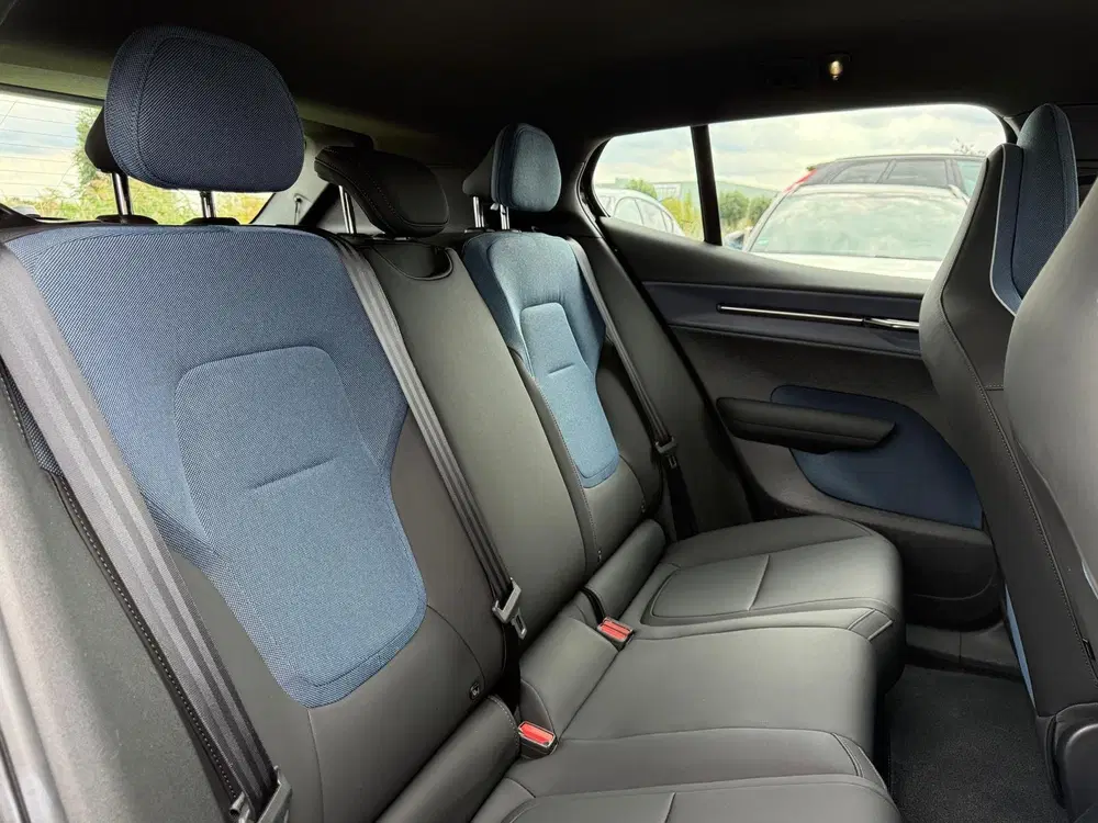 Volvo EX30 single motor uit 2024, foto 9