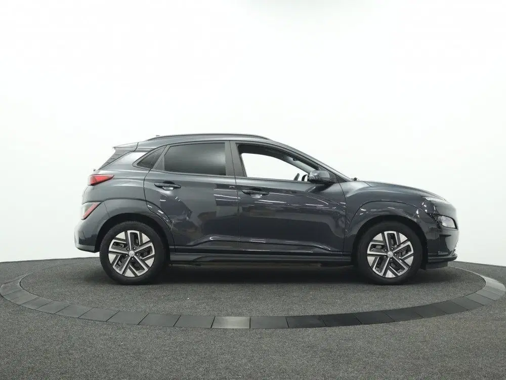 Hyundai KONA EV Comfort 64 kWh uit 2023, foto 13