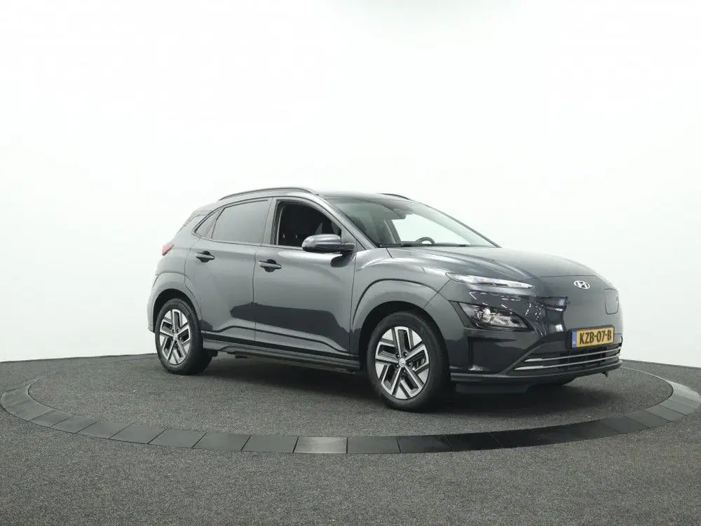 Hyundai KONA EV Comfort 64 kWh uit 2023, foto 14