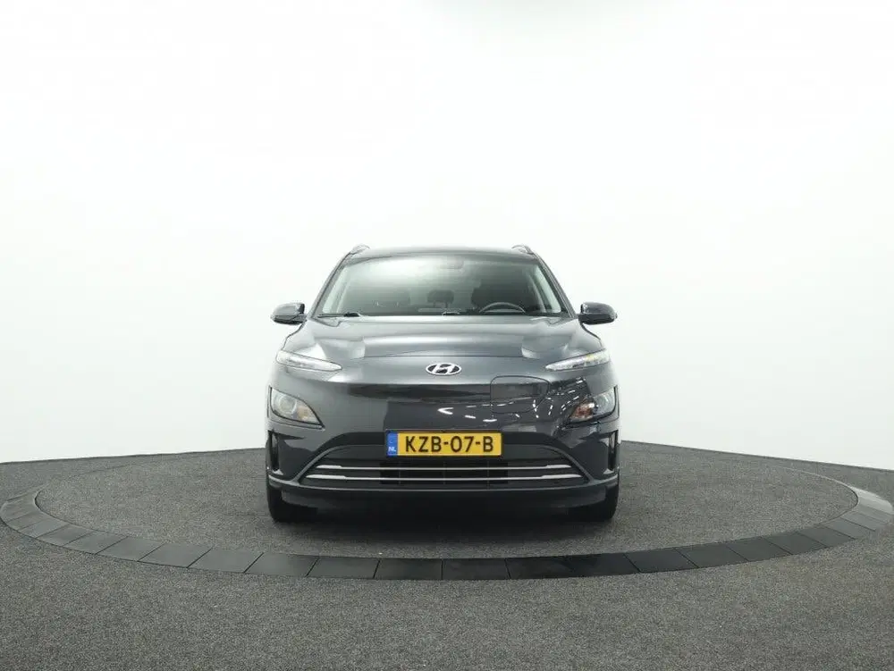 Hyundai KONA EV Comfort 64 kWh uit 2023, foto 15