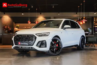 Audi Q5 55 TFSI e 3x S-Line Black Edition Competit uit 2023