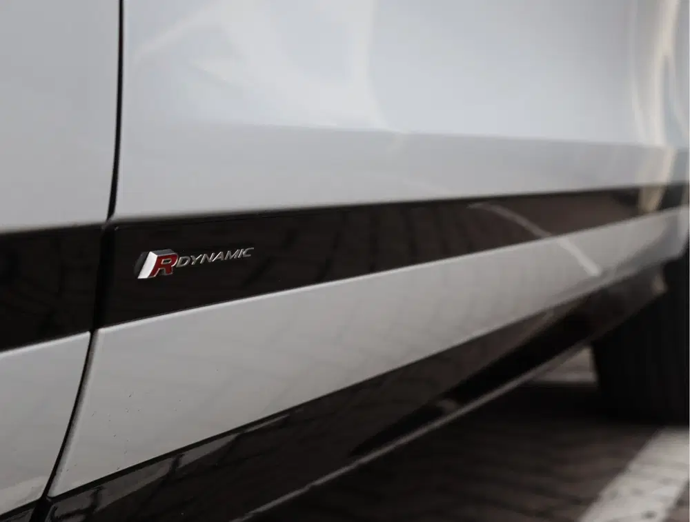 Land Rover Range Rover Evoque P300e R-Dynamic HSE uit 2021, foto 14