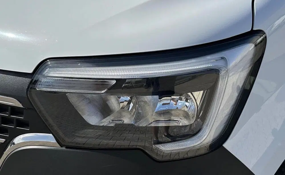 Renault Master met de laadklep 2023 Wit uit 2023, foto 3