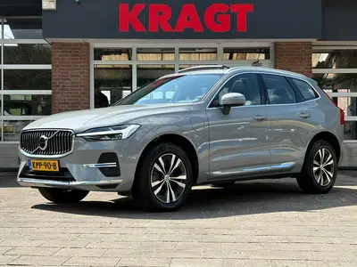 Volvo XC60 Core Bright 2.0 T6 Plug-in hybrid AWD 253 uit 2023