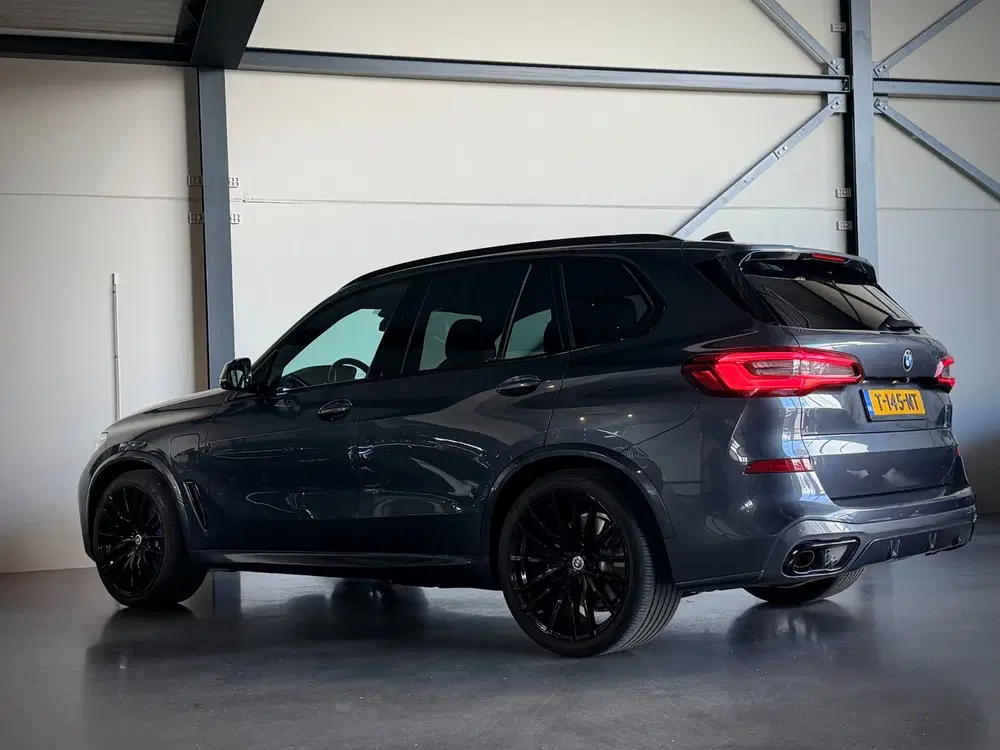 BMW X5 XDrive45e M-Sport uit 2020, foto 12