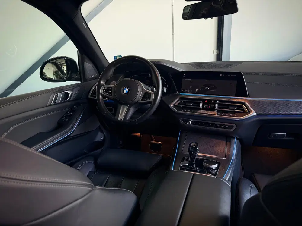BMW X5 XDrive45e M-Sport uit 2020, foto 14